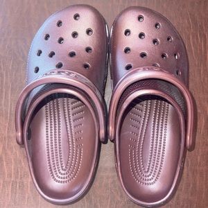 Maroon Crocs